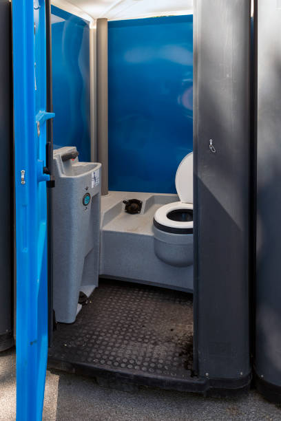 Best Portable bathroom rental  in Beaufort, NC